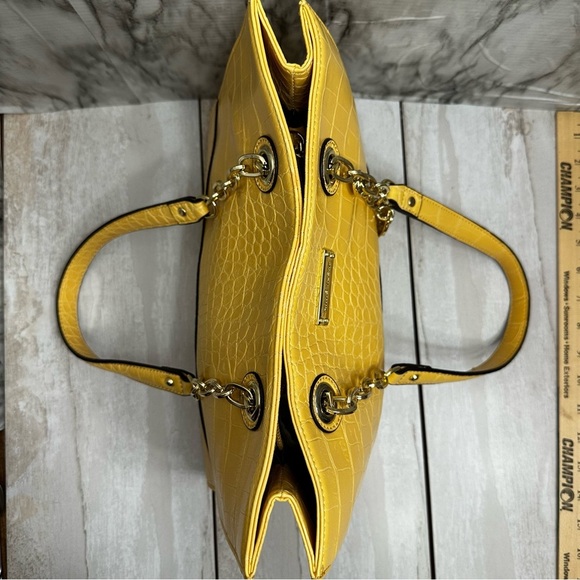 Anne Klein Vibrant Yellow Croc-Embossed Tote Gold Hardware Chain Handle Vibrant - Picture 10 of 15